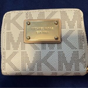 Michael Kors Cream and Gold Wallet